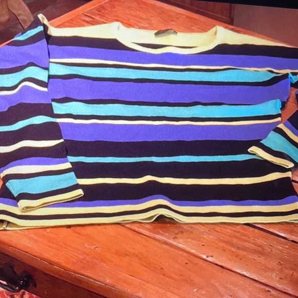 Sweaters - #085, Crew neck long sleeve sweater